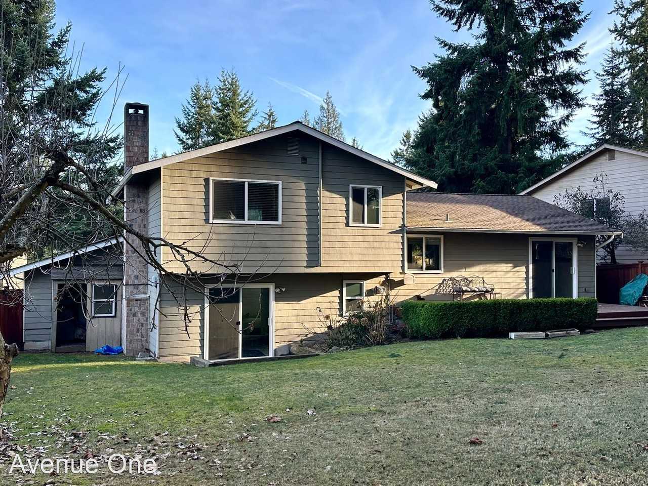 23010 46th Ave W - Photo 3 of 35