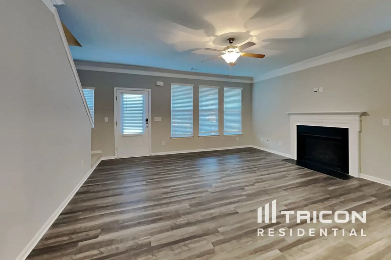 20 Heatherfield Dr - Photo 3 of 18