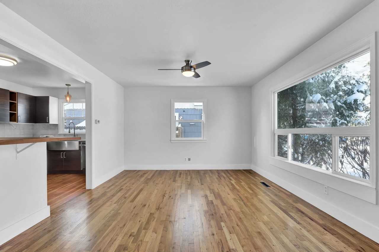 6103 W Russett St - Photo 2 of 20