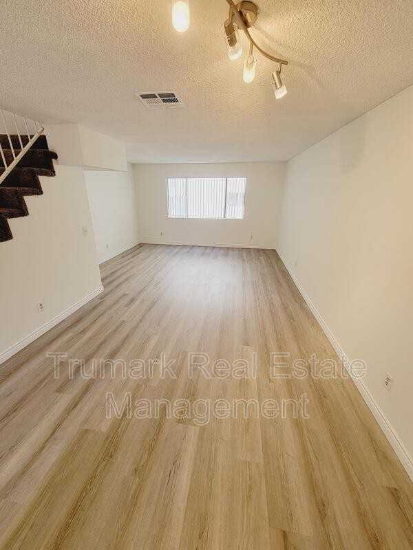 553 E Orange Grove Ave #D - Photo 2 of 14