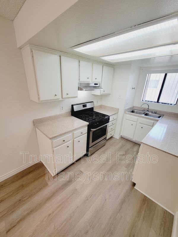 553 E Orange Grove Ave #D - Photo 4 of 14