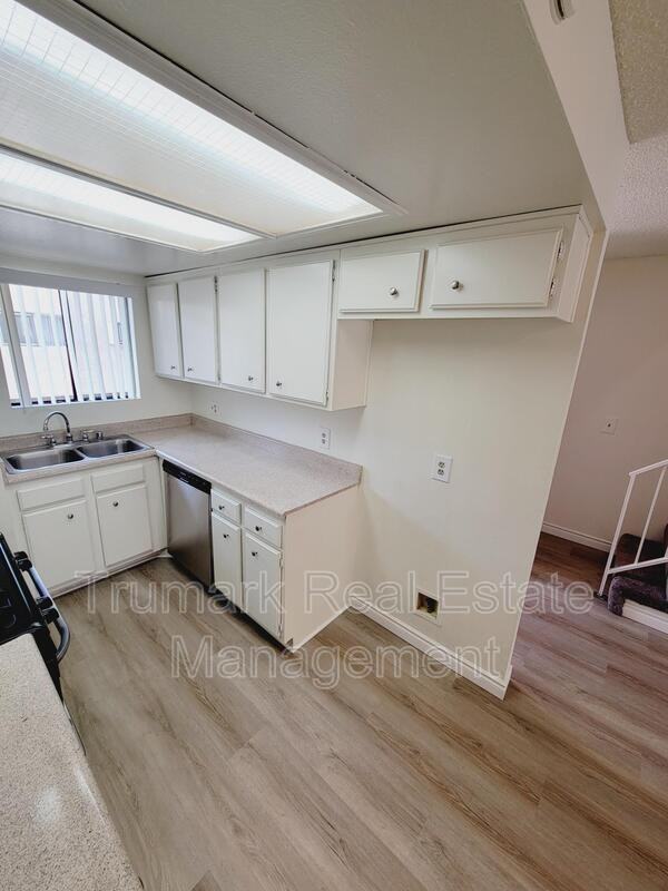 553 E Orange Grove Ave #D - Photo 5 of 14