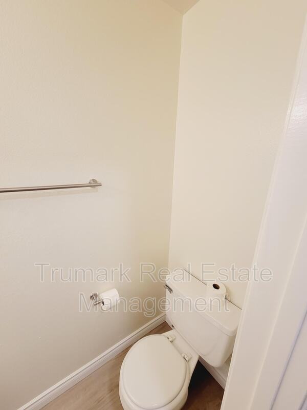 553 E Orange Grove Ave #D - Photo 7 of 14