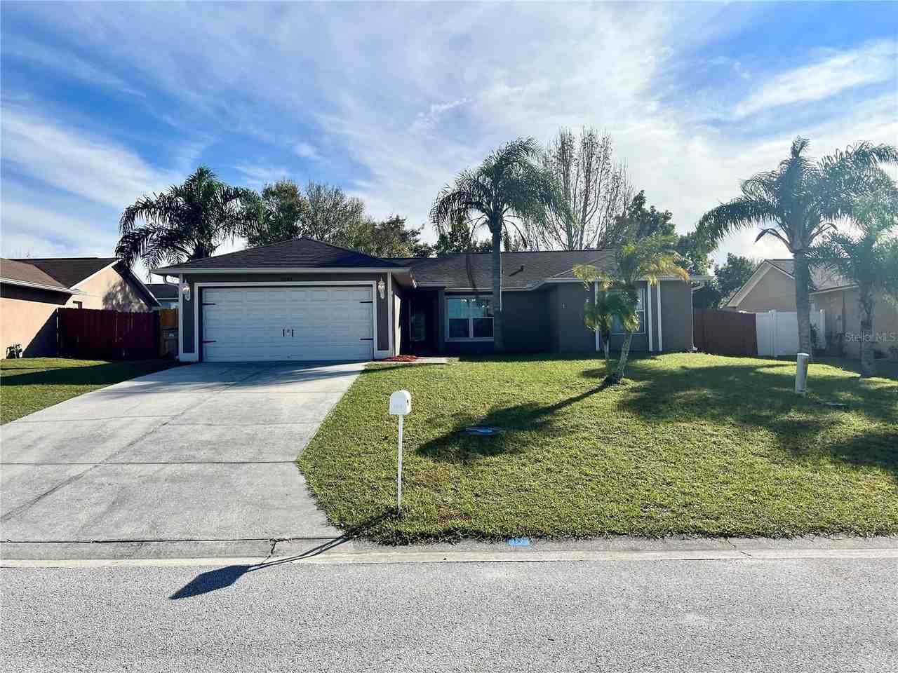 11849 Foxglove Dr, Clermont, FL 34711 3 Bedroom House for 2,200/month