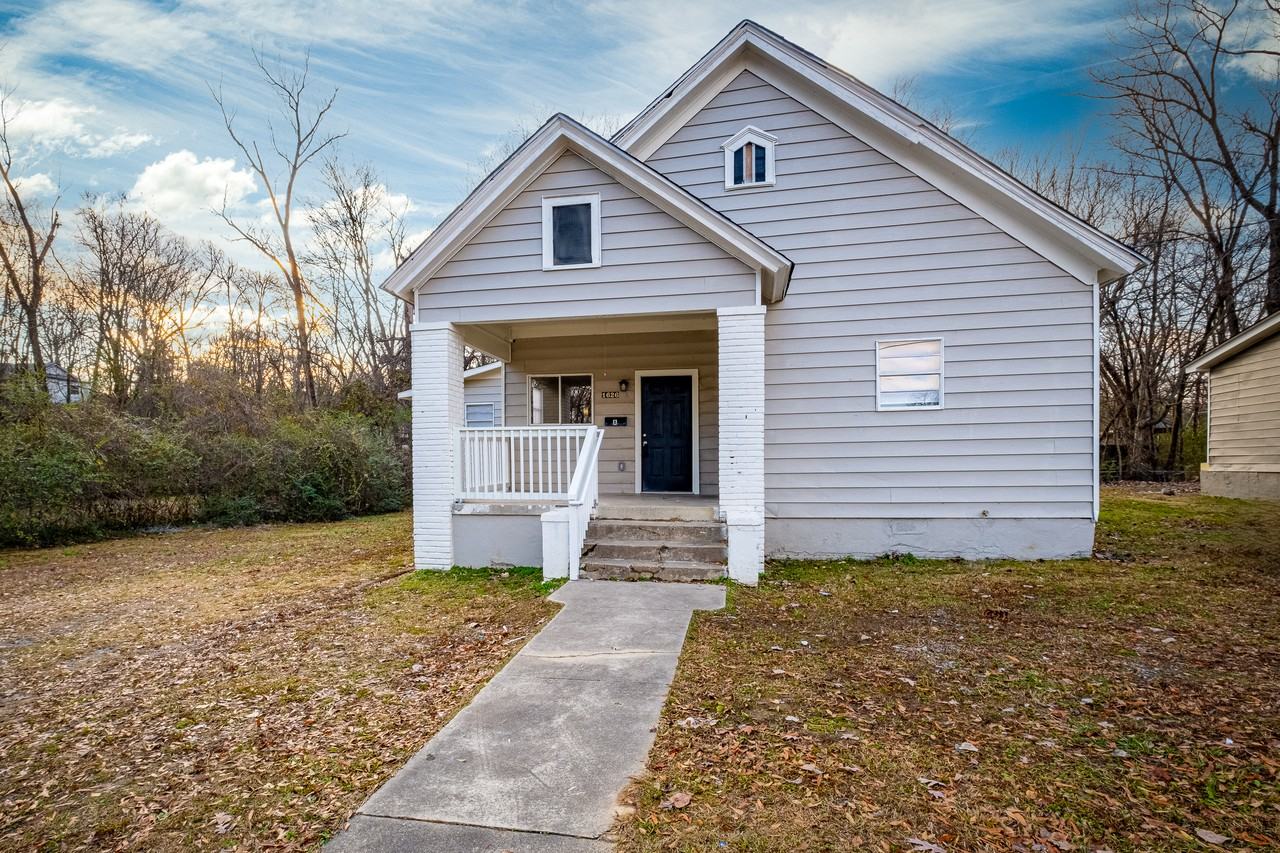 1626 Brown St - Photo 2 of 30