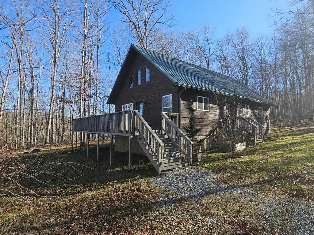 690 Yellow Cliff Creek Rd - Photo 2 of 15