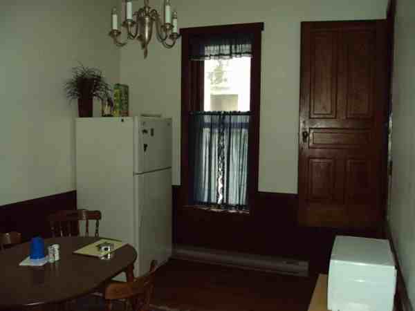 10 1/2 N Market St. - Photo 2 of 9