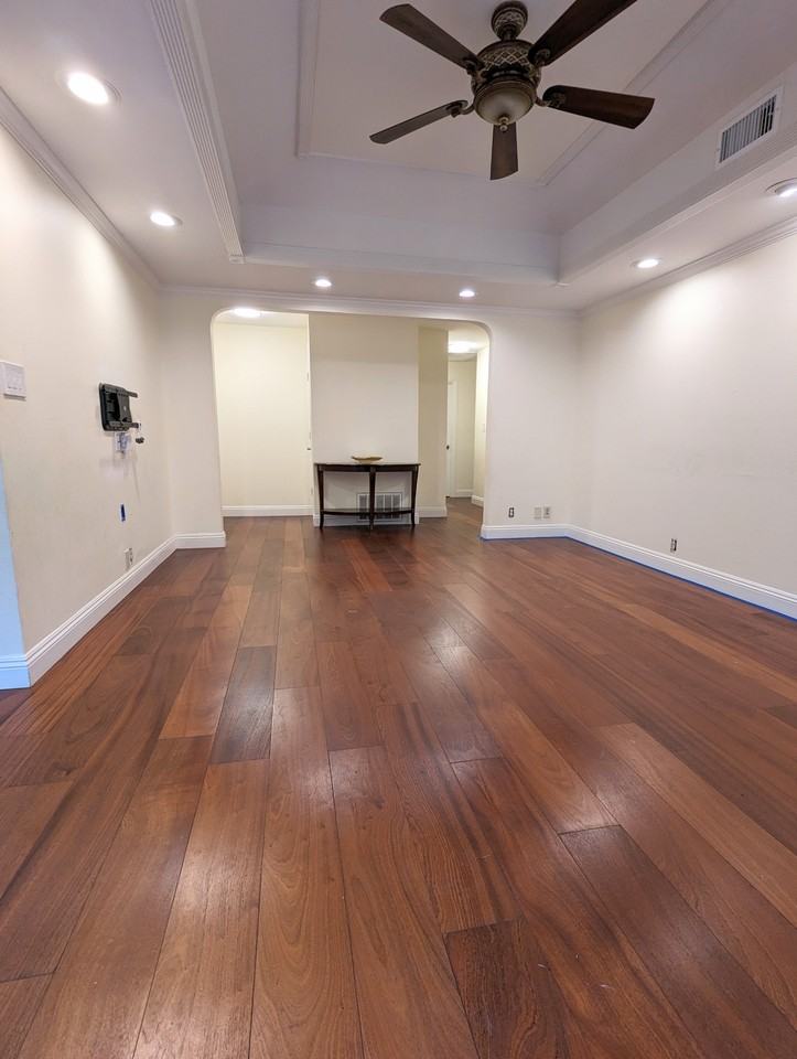 327 Serramonte Ter - Photo 2 of 30