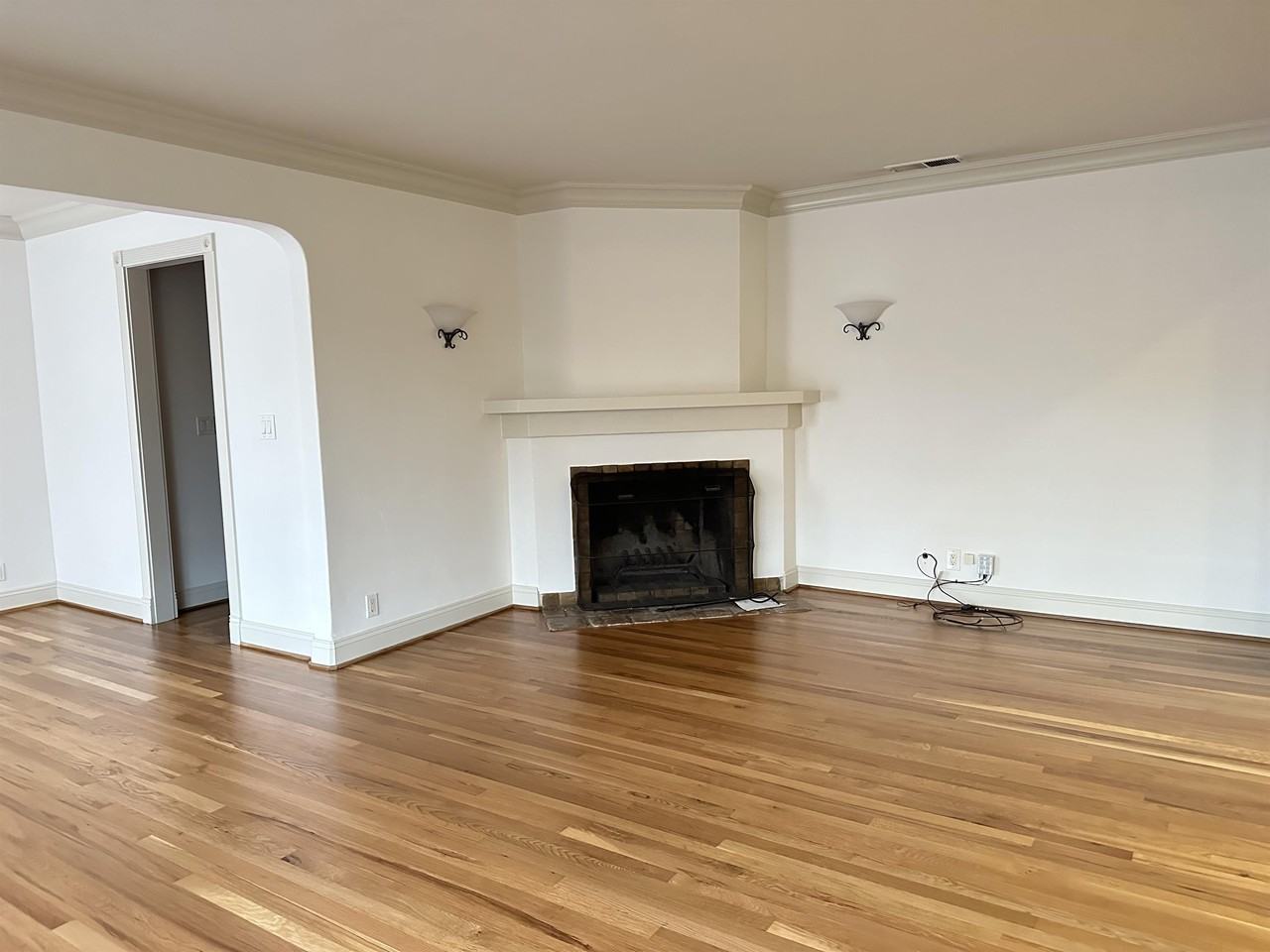 1069 Cherry Ave #1 - Photo 6 of 27