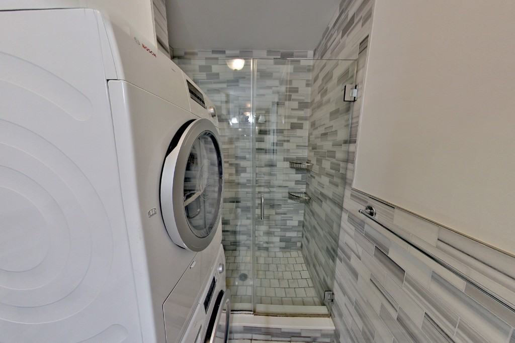 51 Leroy St #2D - Photo 6 of 6