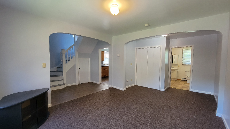 1714 N 22nd St - Photo 3 of 22