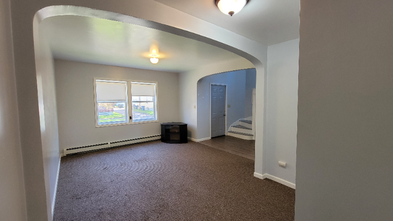 1714 N 22nd St - Photo 4 of 22