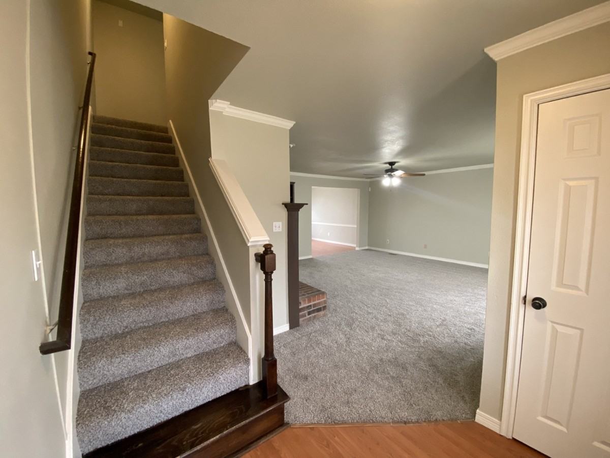 3503 S Dogwood Ave #1 - Photo 6 of 22