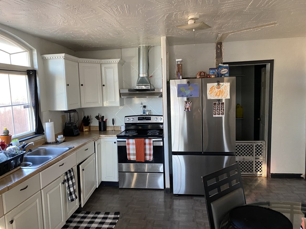 1112 S 9th St #NA - Photo 2 of 8