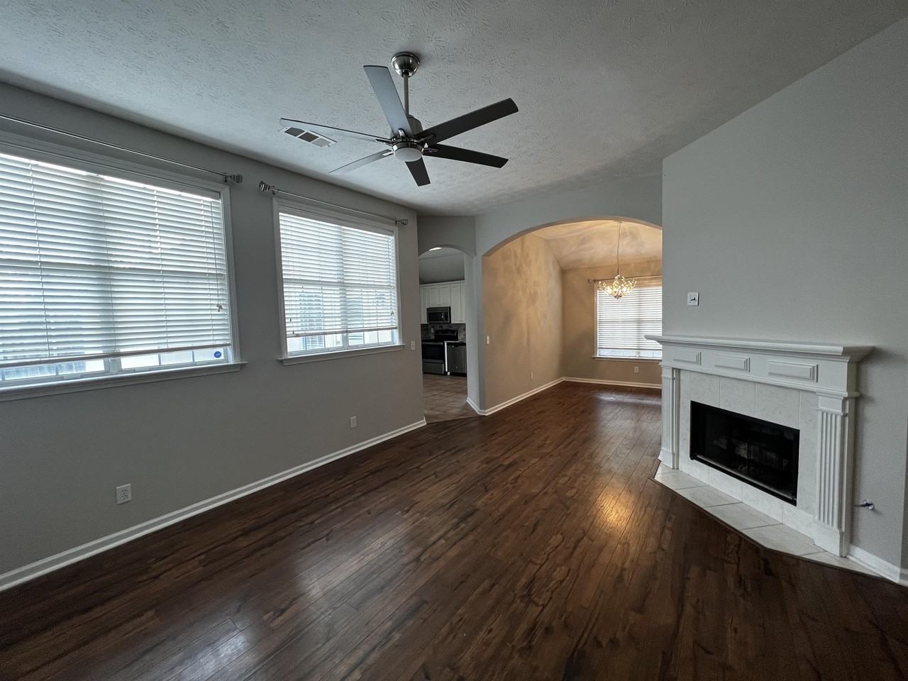 8706 Stoneridge Pl #1 - Photo 4 of 27