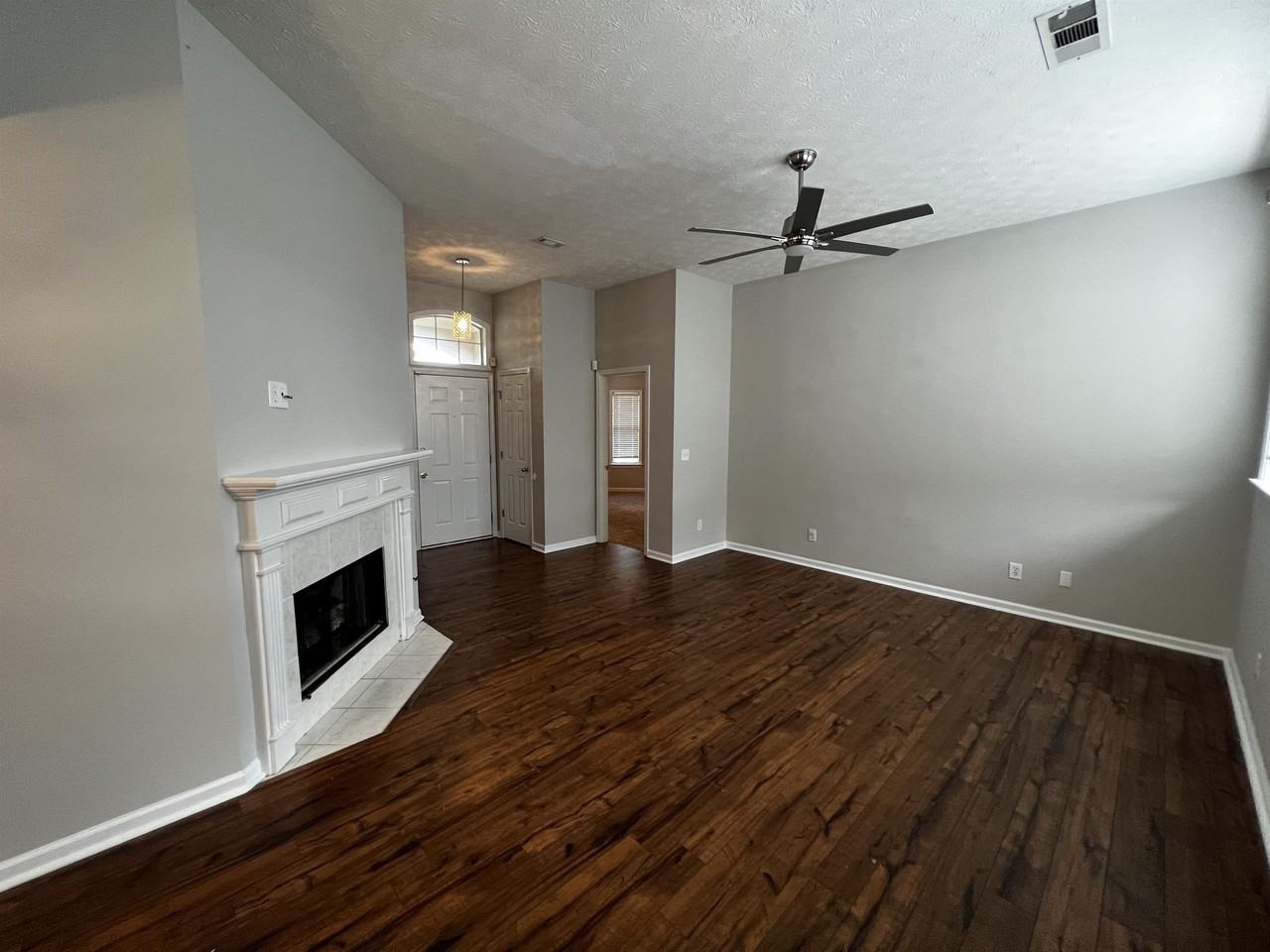 8706 Stoneridge Pl #1 - Photo 5 of 27