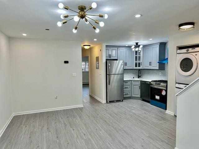 1685 Park Pl - Photo 2 of 7