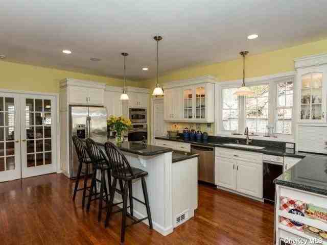 21 Beach Plum Dr - Photo 7 of 10