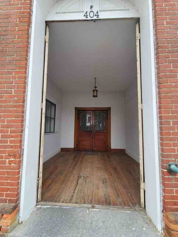 404 404 Market StUnit F #F - Photo 6 of 9