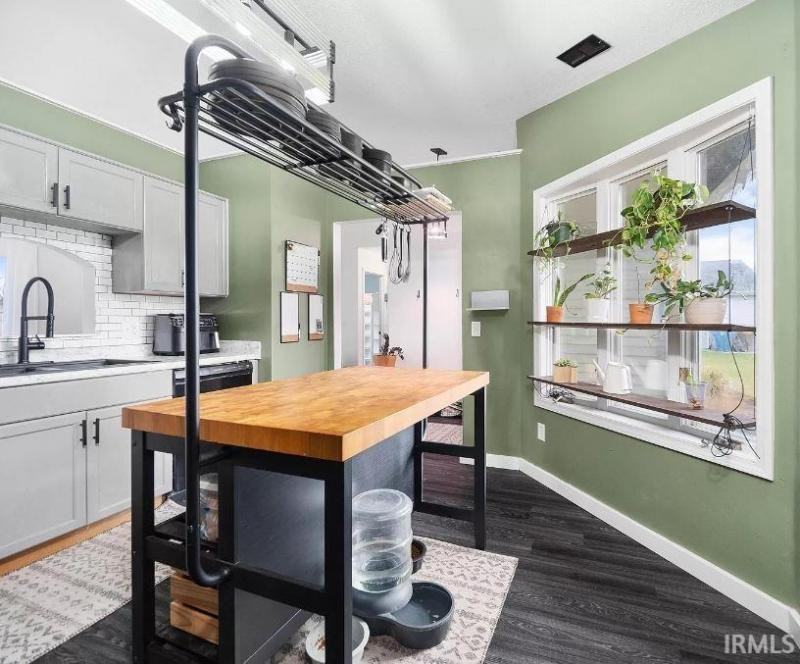 13411 Hoosier St - Photo 3 of 5