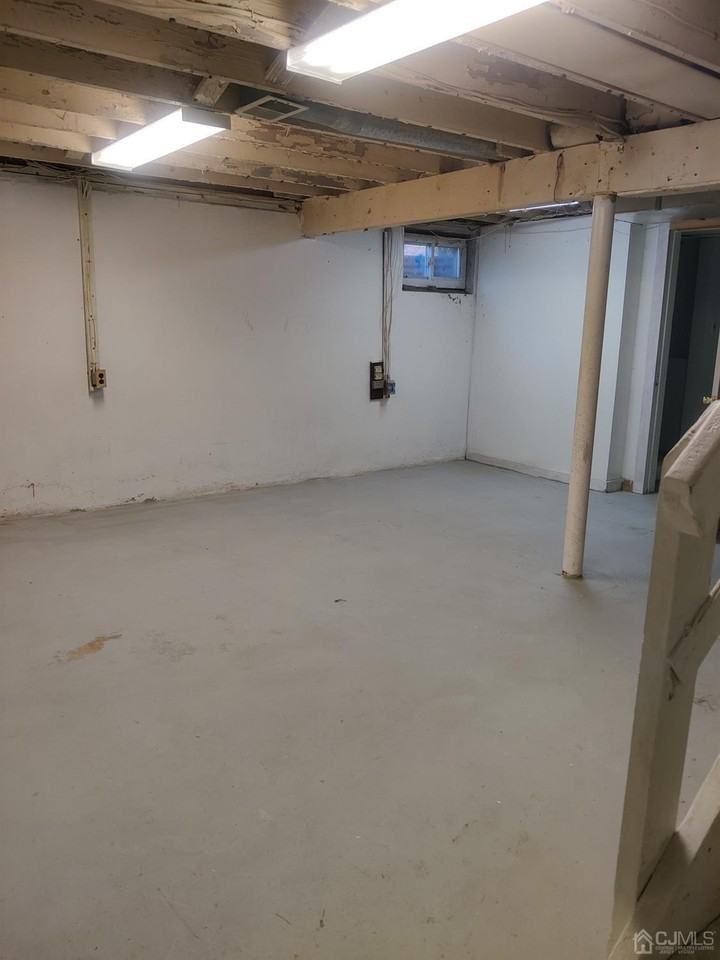 207 High St - Photo 2 of 9