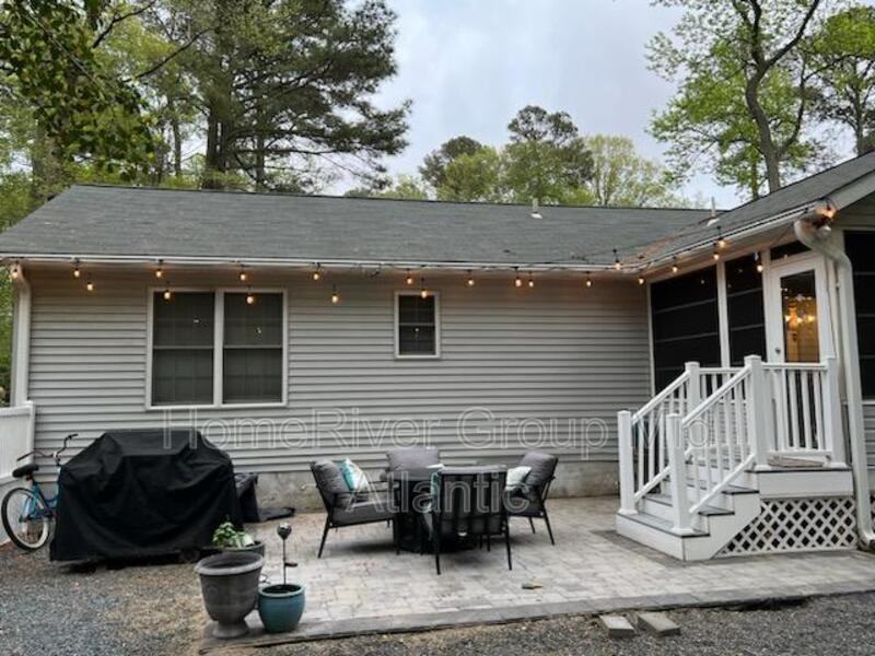 176 Sandyhook Rd - Photo 2 of 24