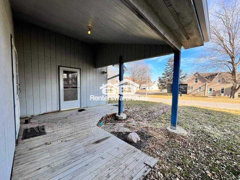 609 N Howard St - Photo 3 of 22