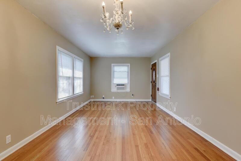 1322 W Malone Ave - Photo 3 of 19