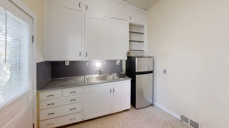 406 North State Streetunit - Photo 7 of 15