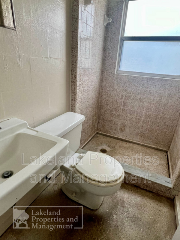 2313 Jungle St - Photo 3 of 11