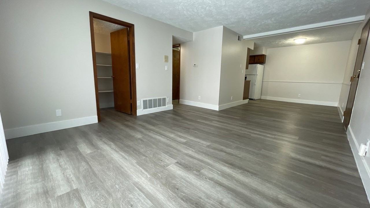 3341 Holdrege Apartments in East Campus, Lincoln, NE 68503 Zumper