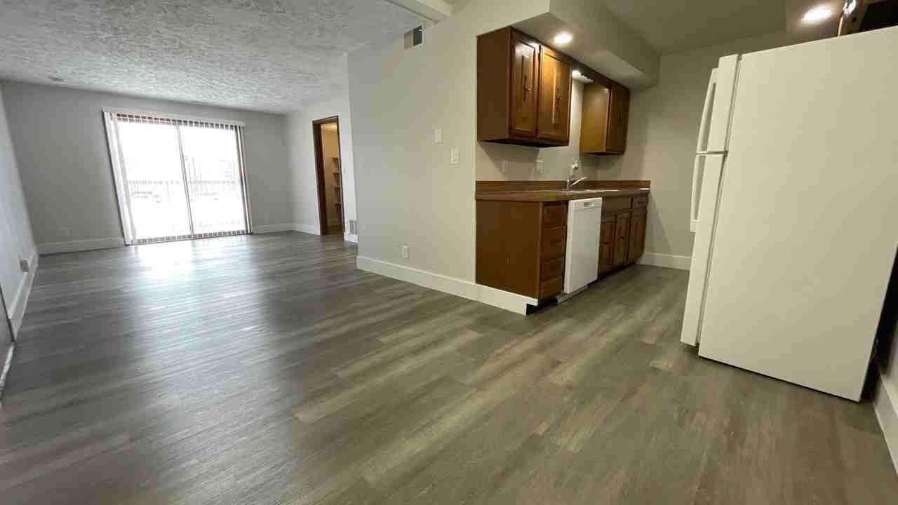 3341 Holdrege Apartments in East Campus, Lincoln, NE 68503 Zumper