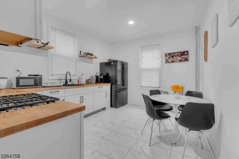 45 Seymour Ave #1 - Photo 2 of 13