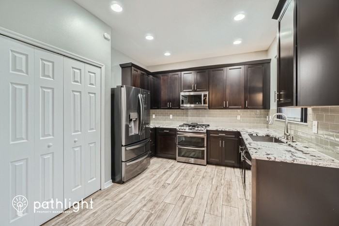 4925 Windingbrook Trl - Photo 2 of 23