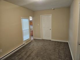 106 N Summit St #3 - Photo 1 of 1