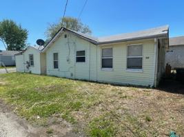 featured image of 513 Blackburn Ave #B