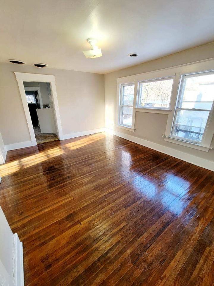 424 Poplar St #2 - Photo 2 of 12