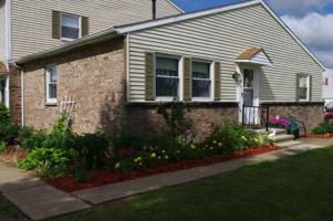 featured image of 310 Briar Mnr