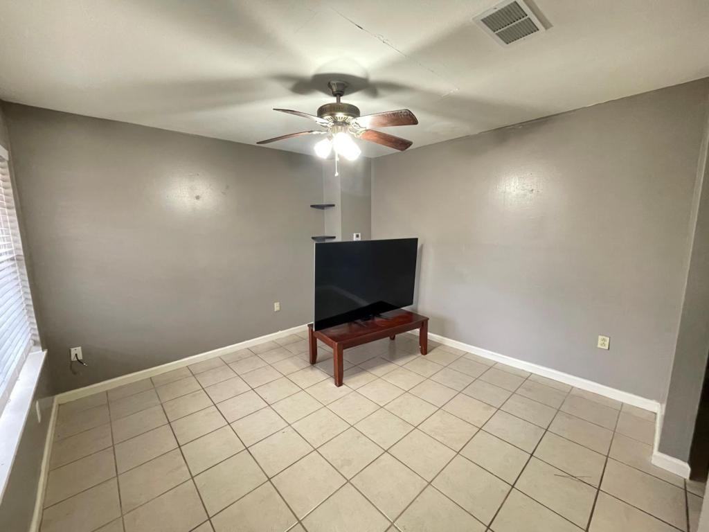 12250 General Ott Rd - Photo 3 of 10