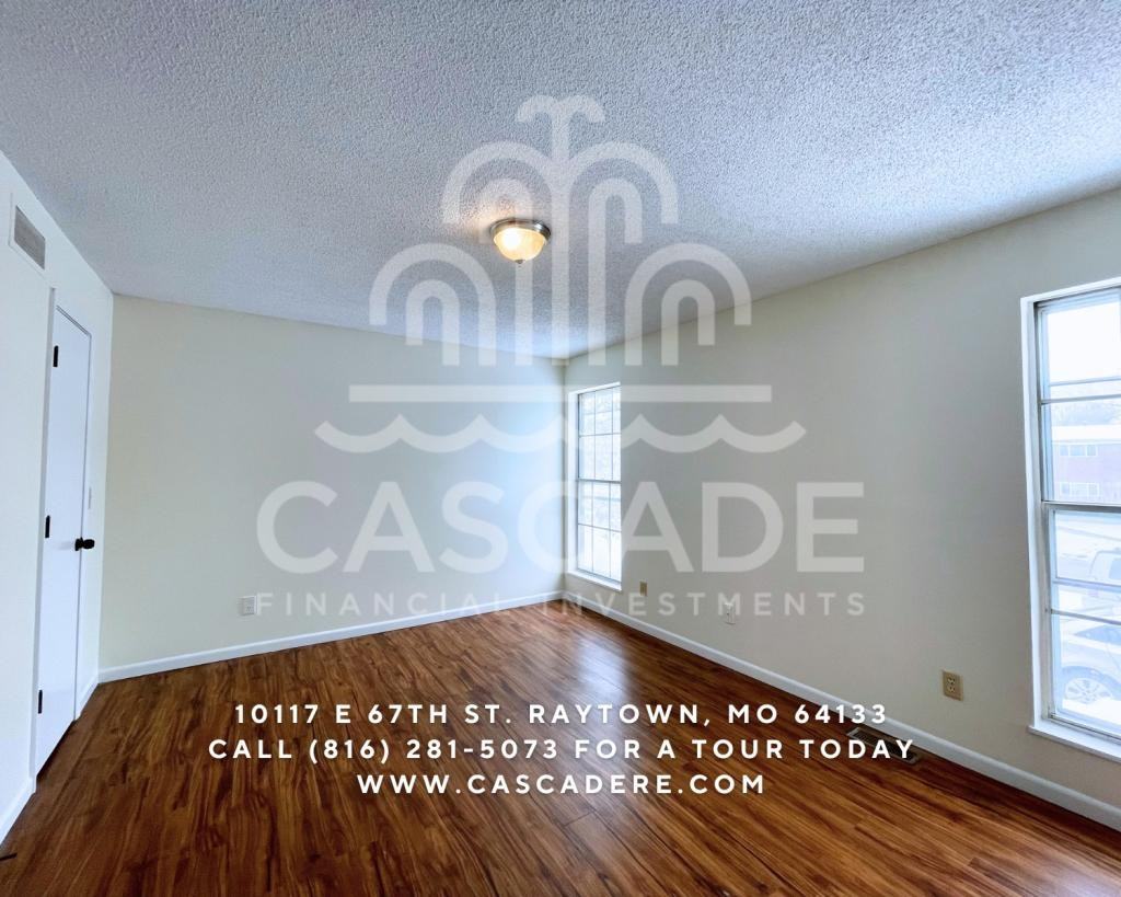 10117 E 67th St - Photo 3 of 12