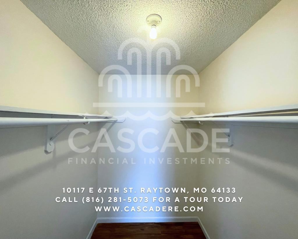 10117 E 67th St - Photo 6 of 12