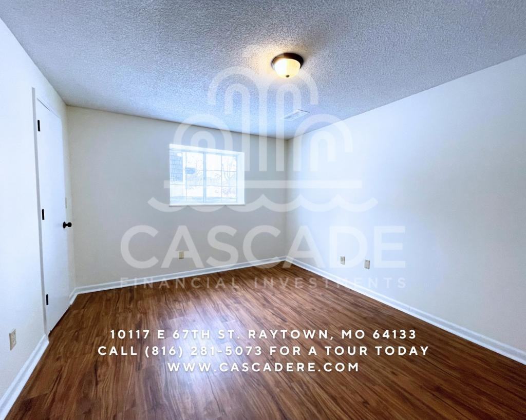 10117 E 67th St - Photo 7 of 12