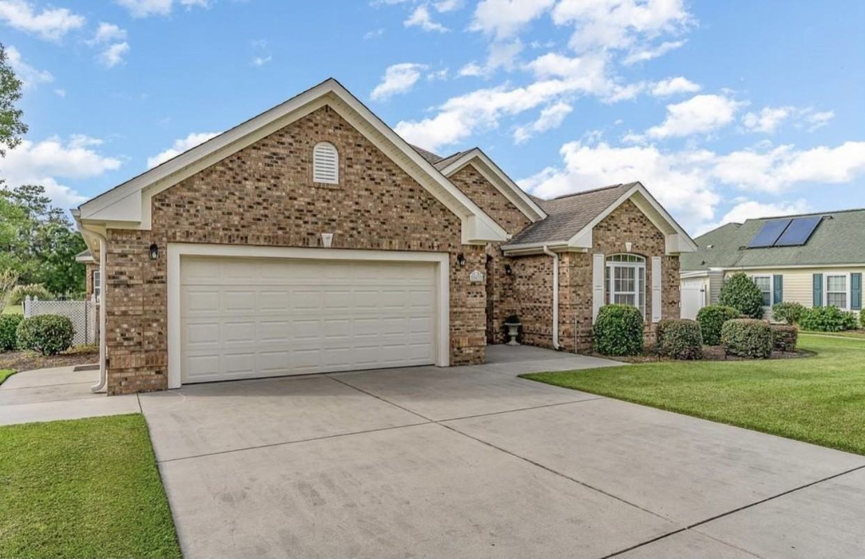 563 Bucks Trl - Photo 2 of 26