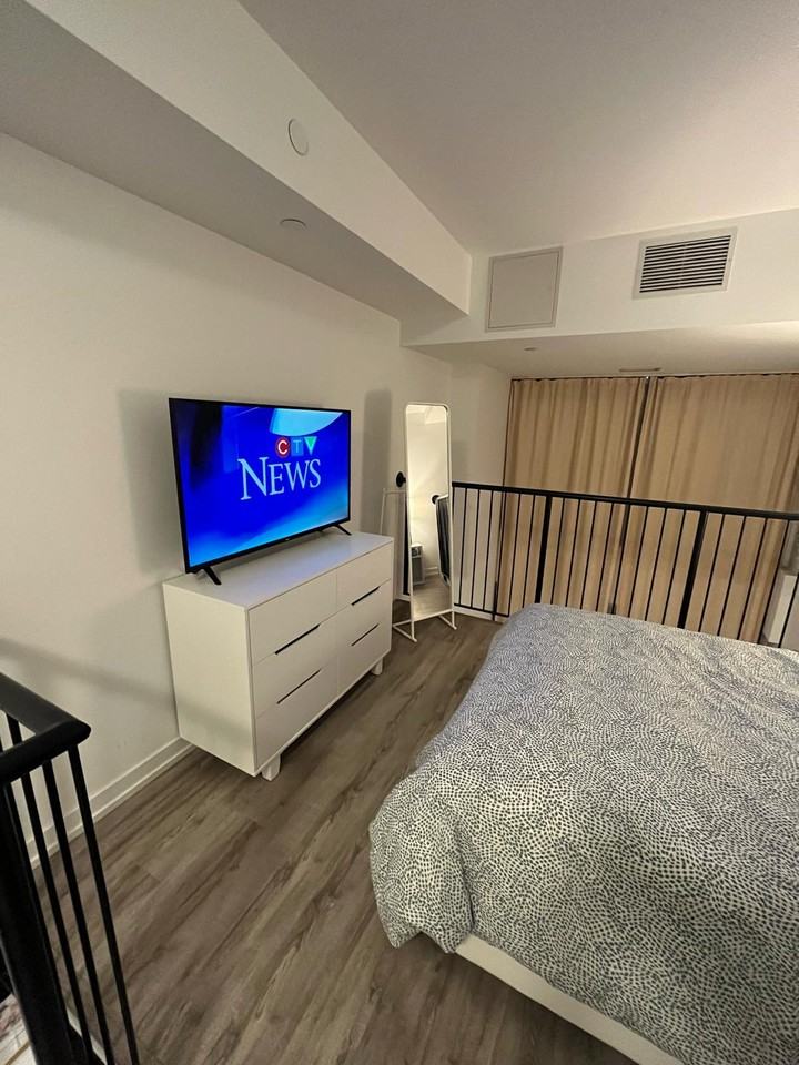 77 Shuter Street ##1 - Photo 7 of 10