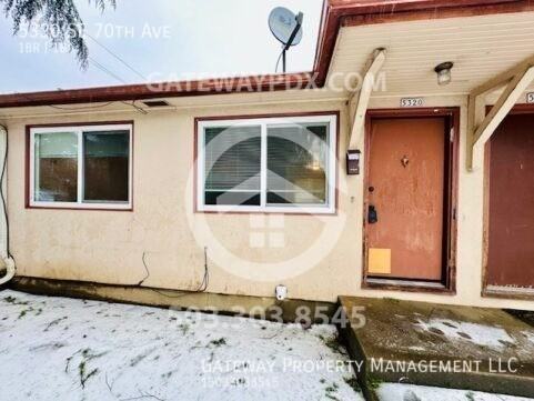 5320 Se 70th Ave - Photo 3 of 13