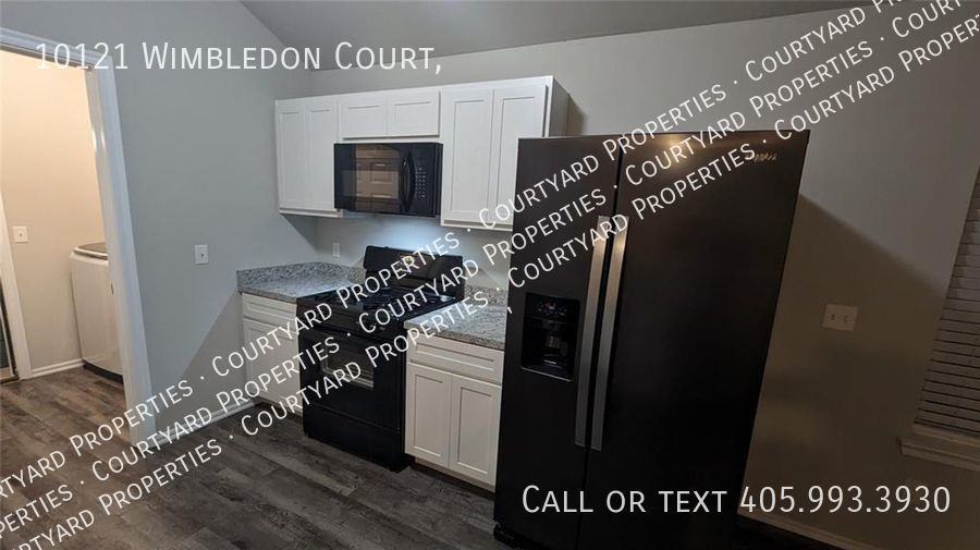 10121 Wimbledon Ct - Photo 3 of 27