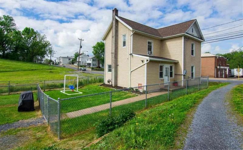 233 North Main Street - Photo 2 of 11