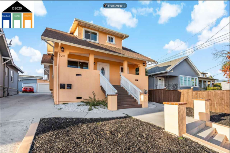 2211 42nd Ave - Photo 2 of 10