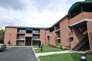 featured image of 924 10th Avenue #5