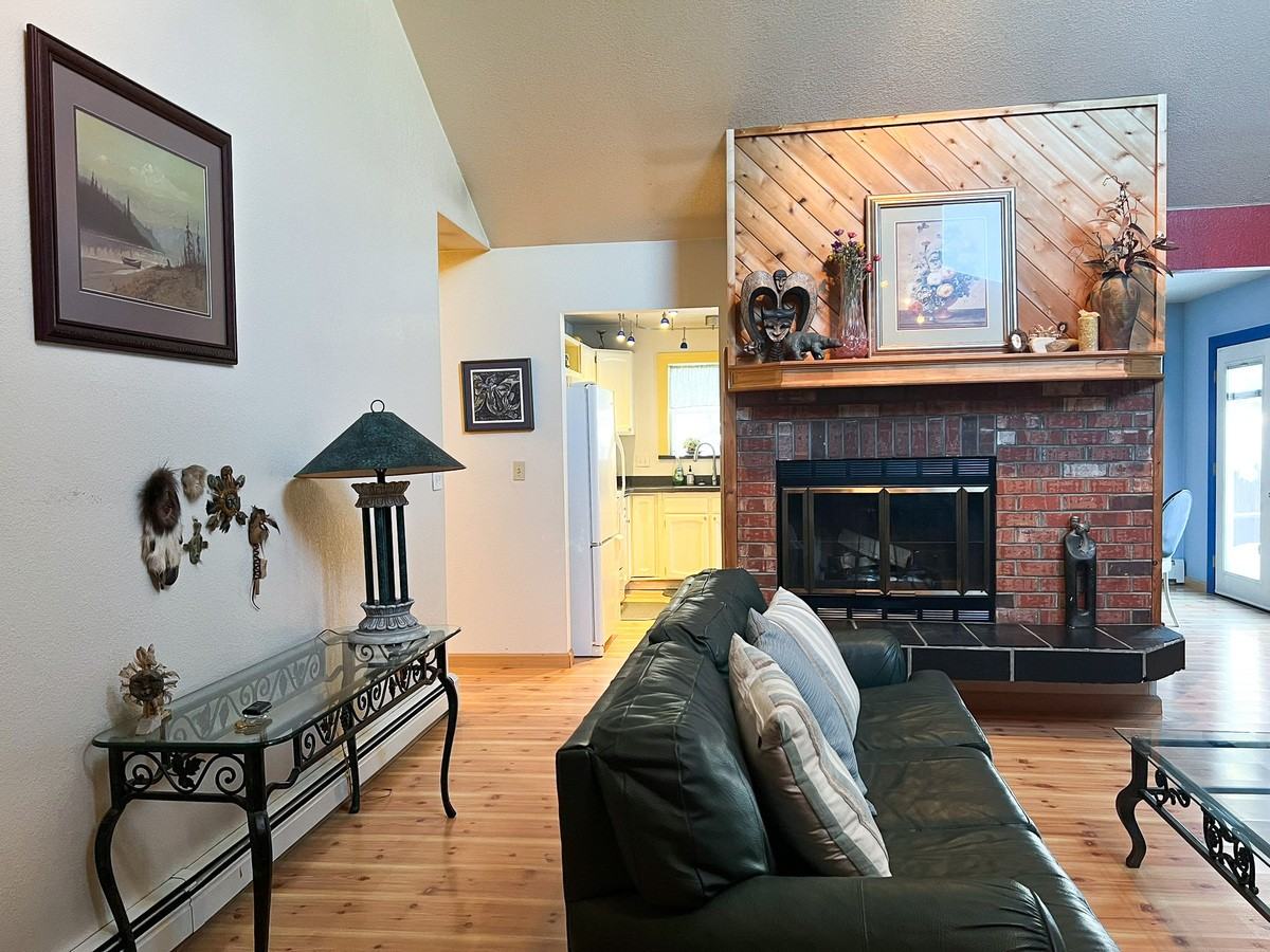 5703 Jennifer Cir #1 - Photo 6 of 35